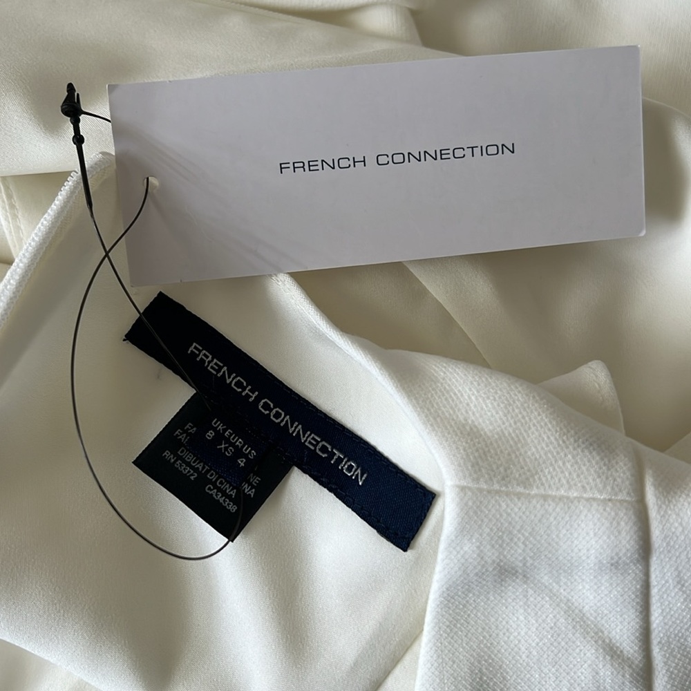 ๐ French Connection White Mini Dress with Ruffle Sleeves - Picture 11 of 15